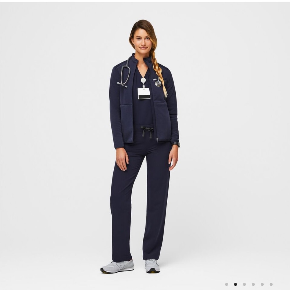 EXCELLENT CONDITION WOMEN’S SIZE XS FIGS NAVY HIGH WAIST LIVINGSTON SCRUB PANTS